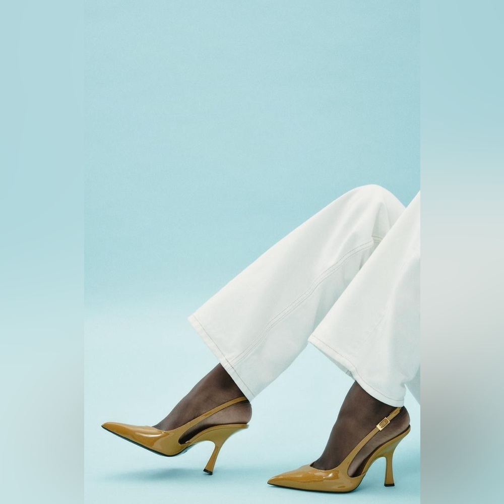 NWT. Zara Caramel Faux-Patent Slingback High Heel Court Shoes. Size 8.